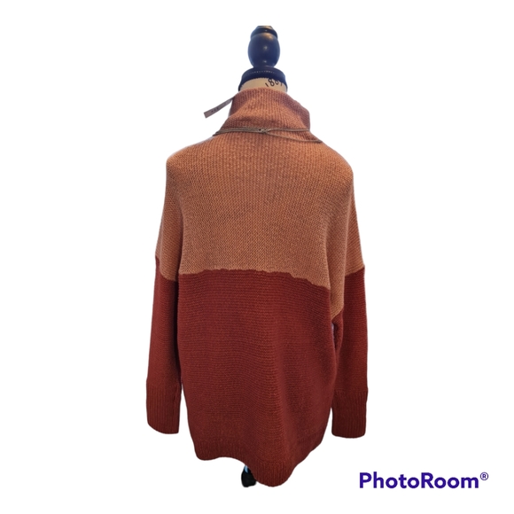 NWT Cloth by RD Colourblock Mock Neck Sweater - Picture 3 of 9